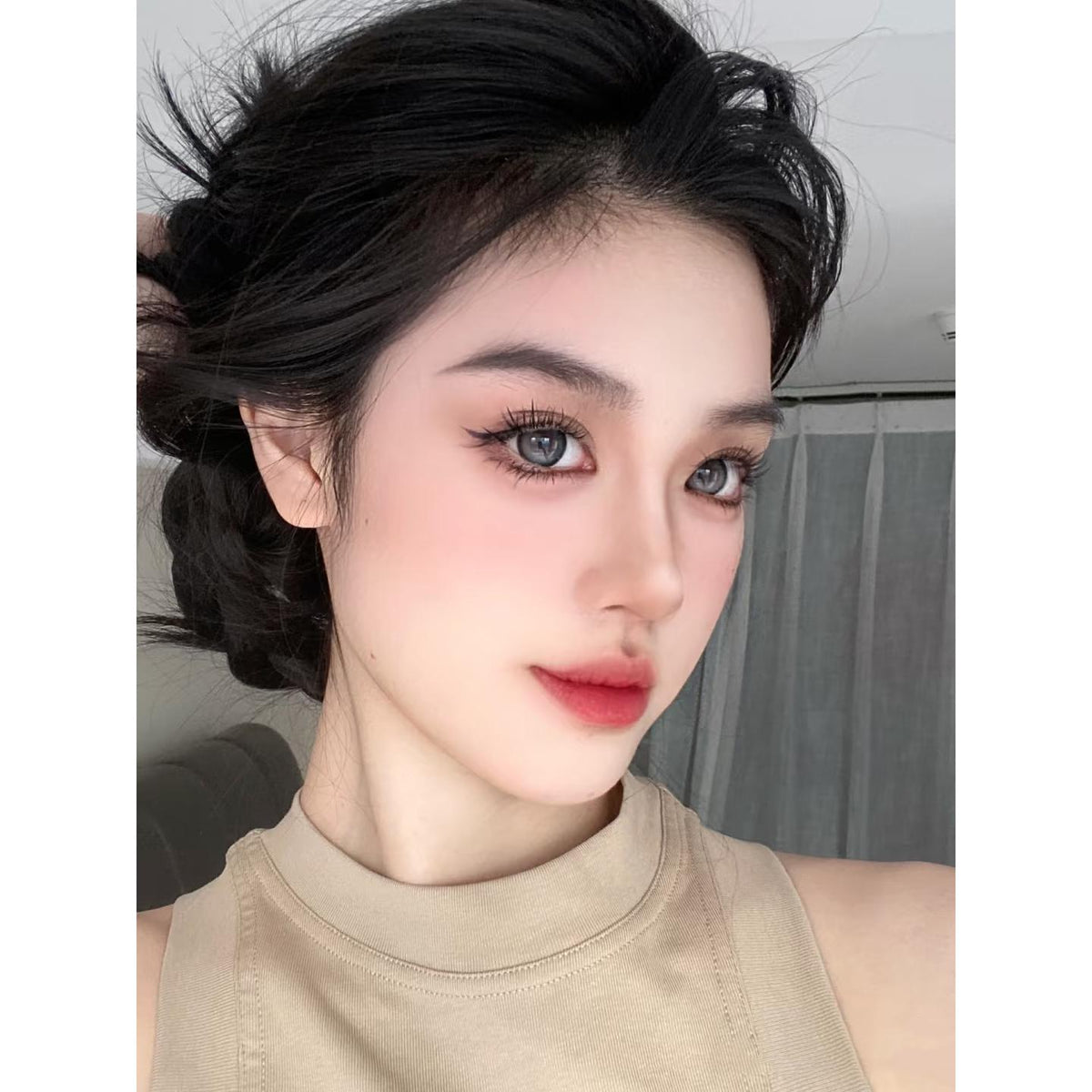 YZCXIANG ROSELENS 14.50mm Grey Colored Contact Lenses (6 Months Wear)