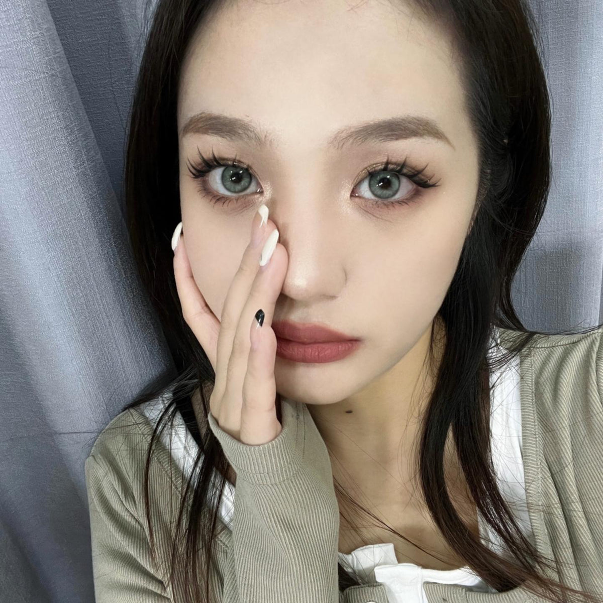 LLQHUI Xiyoulens คอนแทคเลนส์สีเขียว ขนาด 14.20 มม. (ระยะเวลาการใช้งาน 6 เดือน)
