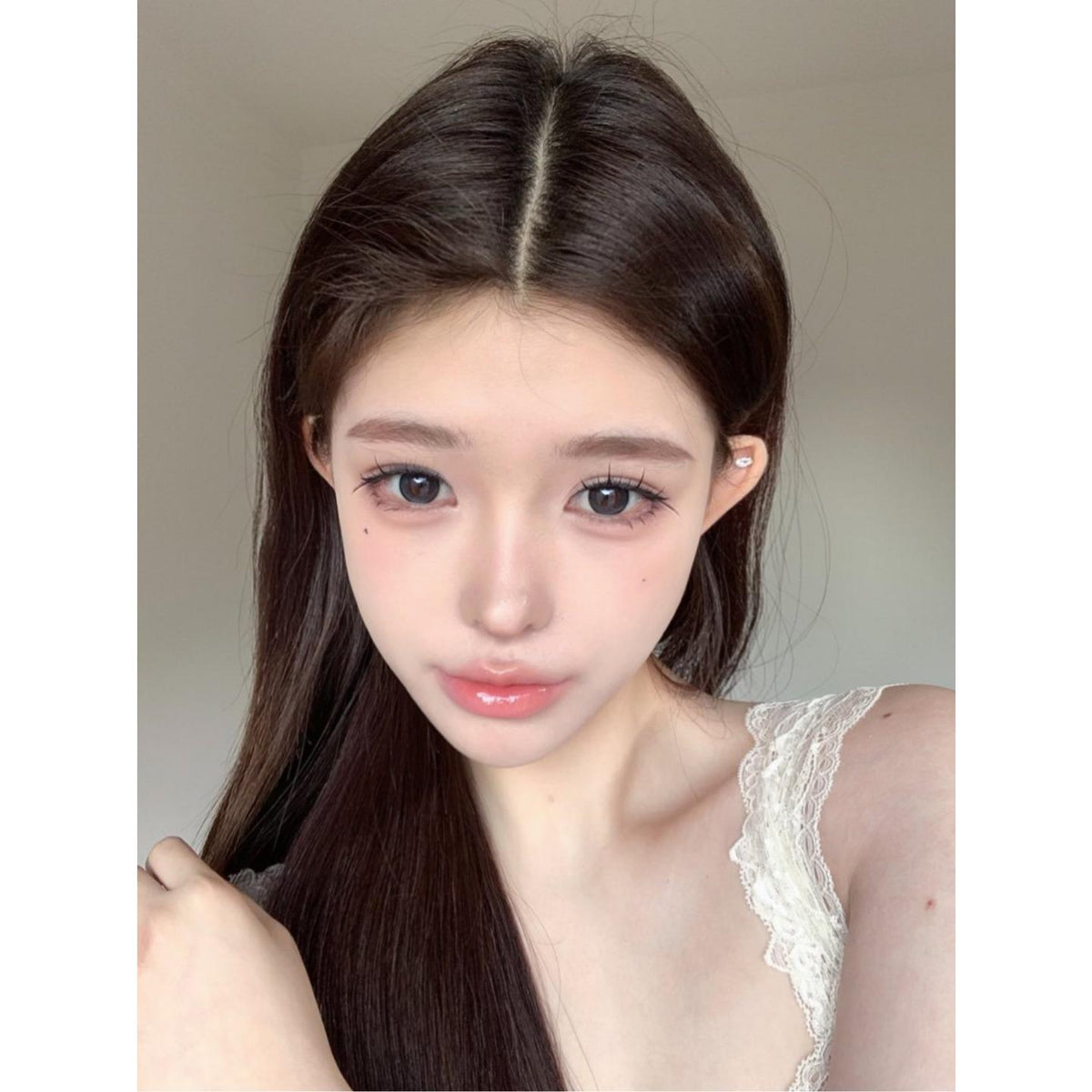 YMZHU Serltyca 14.20mm Black Colored Contact Lenses (6 Months Wear)