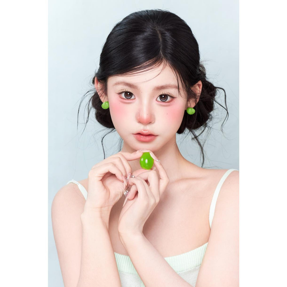 คอนแทคเลนส์สีเทา CDWBCQING OBALEN ขนาด 14.50 มม. (ชนิดใส่ได้ 6 เดือน)