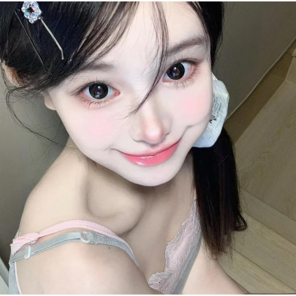 คอนแทคเลนส์สี MNHKA รุ่น Xiyoulens ขนาด 14.50 มม. สีดำ (แบบราย 6 เดือน)