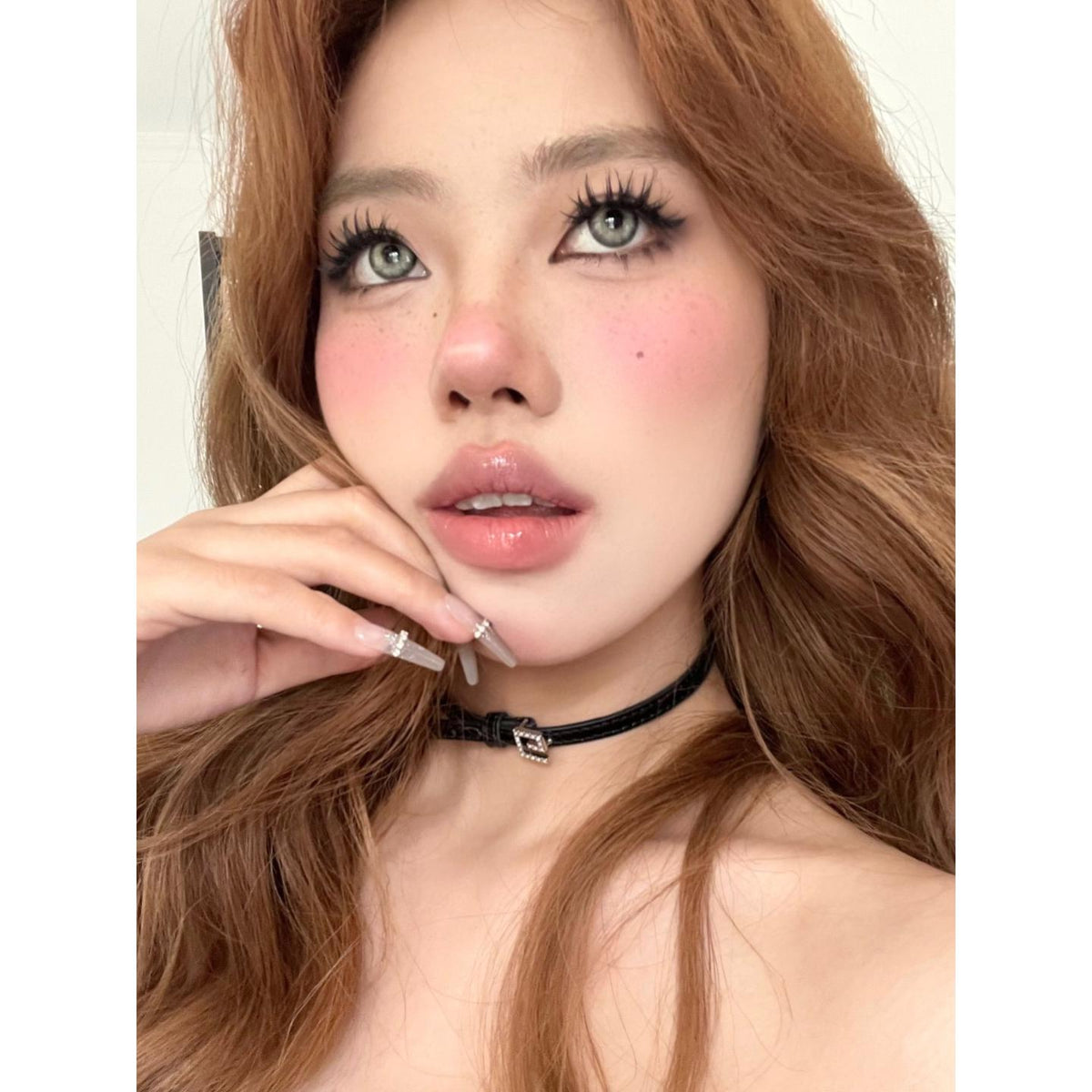 Kính áp tròng màu xám WLXBAO BOOSCON 14.20mm (Hạn sử dụng 6 tháng)