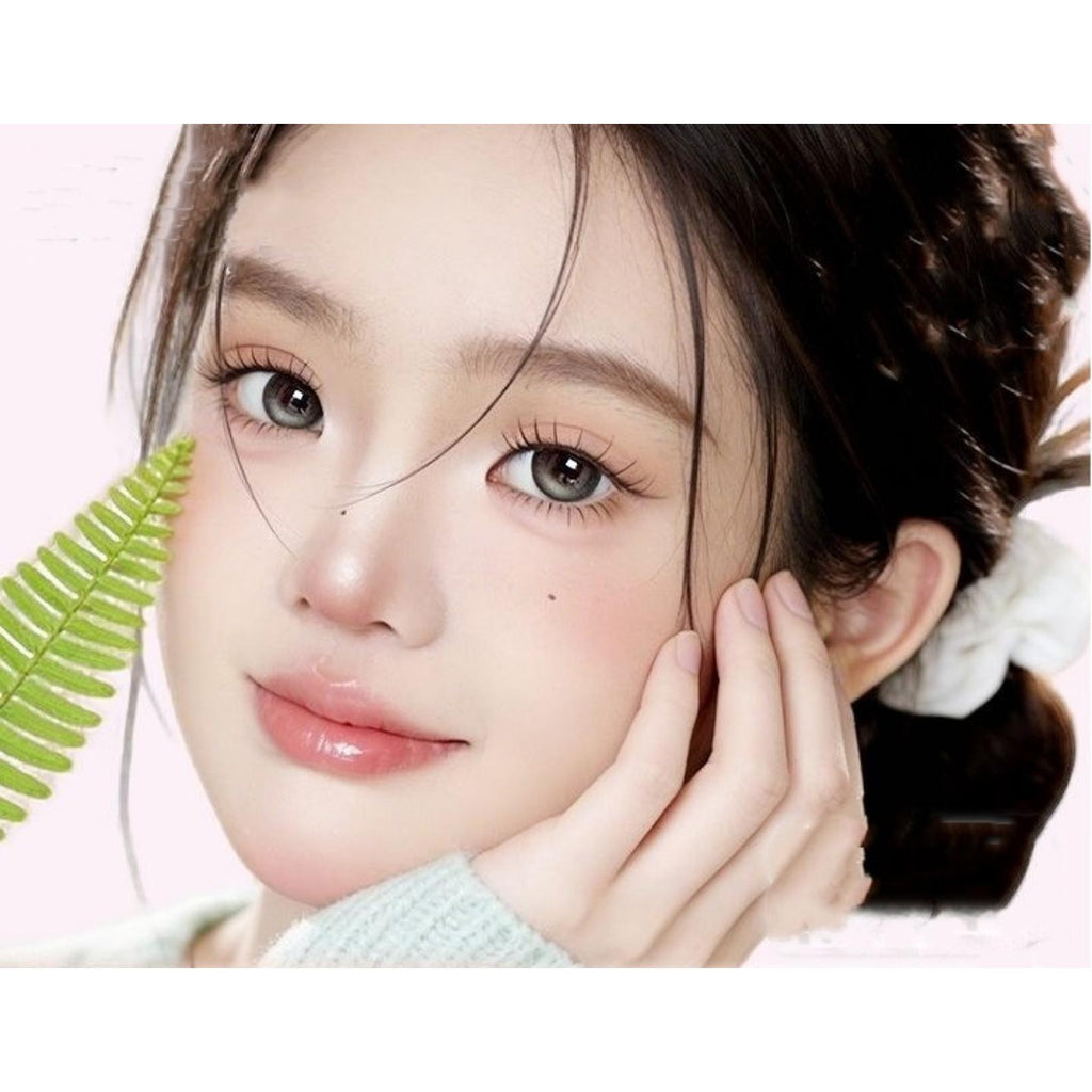 YLYGUANG thestarlens คอนแทคเลนส์สี ขนาด 14.50 มม. สีดำ (แบบราย 6 เดือน)