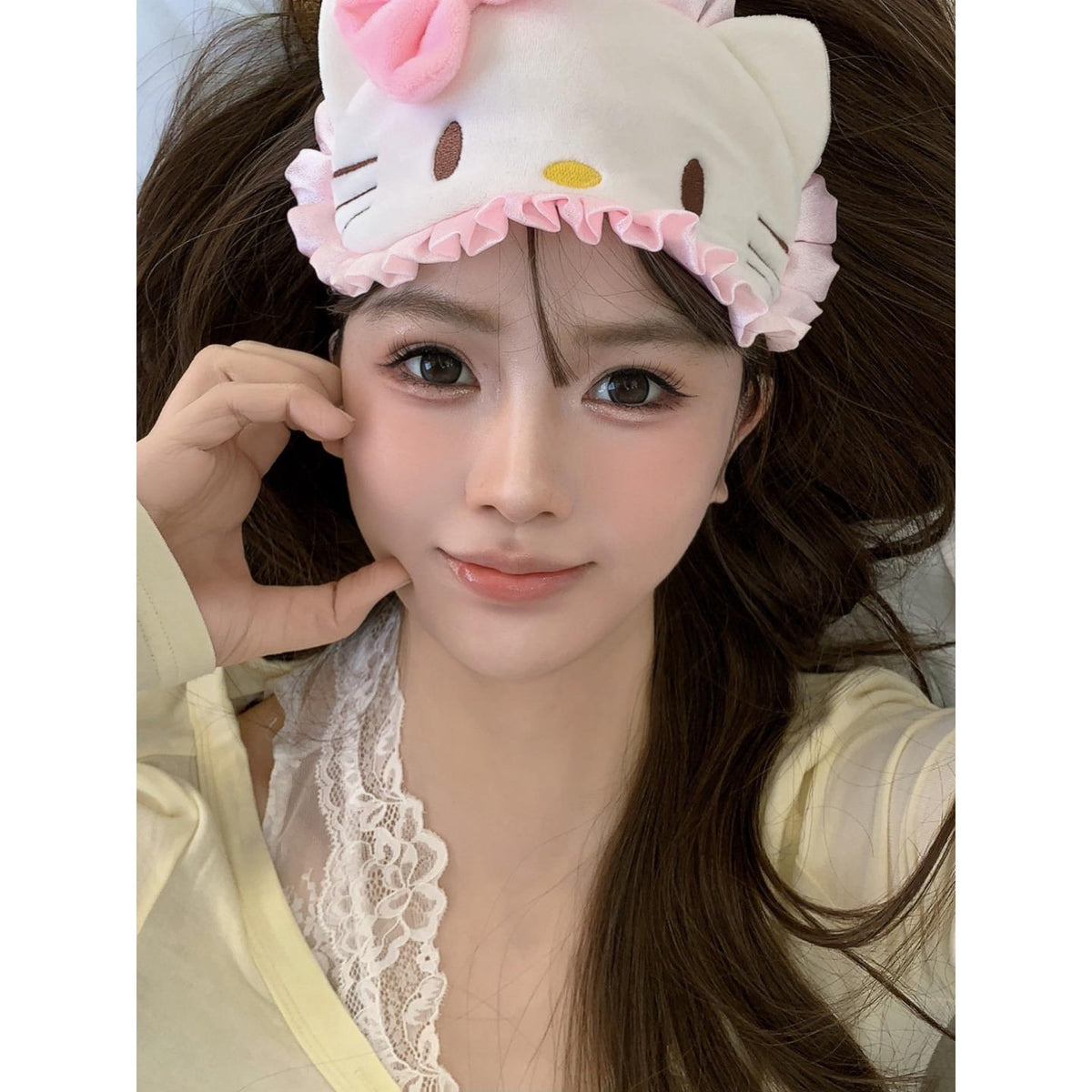 YMZHU Serltyca 14.20mm Black Colored Contact Lenses (6 Months Wear)