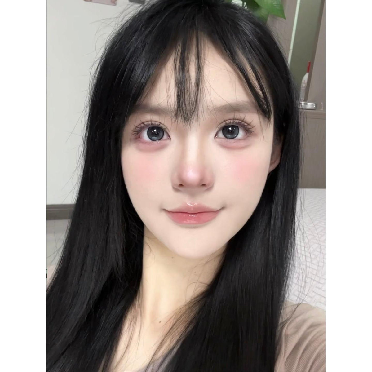 YMZHU Serltyca 14.20mm Black Colored Contact Lenses (6 Months Wear)