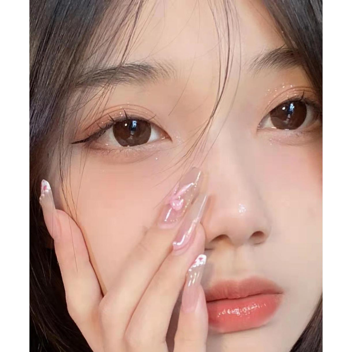STQIAO Xiyoulens คอนแทคเลนส์สีน้ำตาล ขนาด 14.50 มม. (ชนิดราย 6 เดือน)