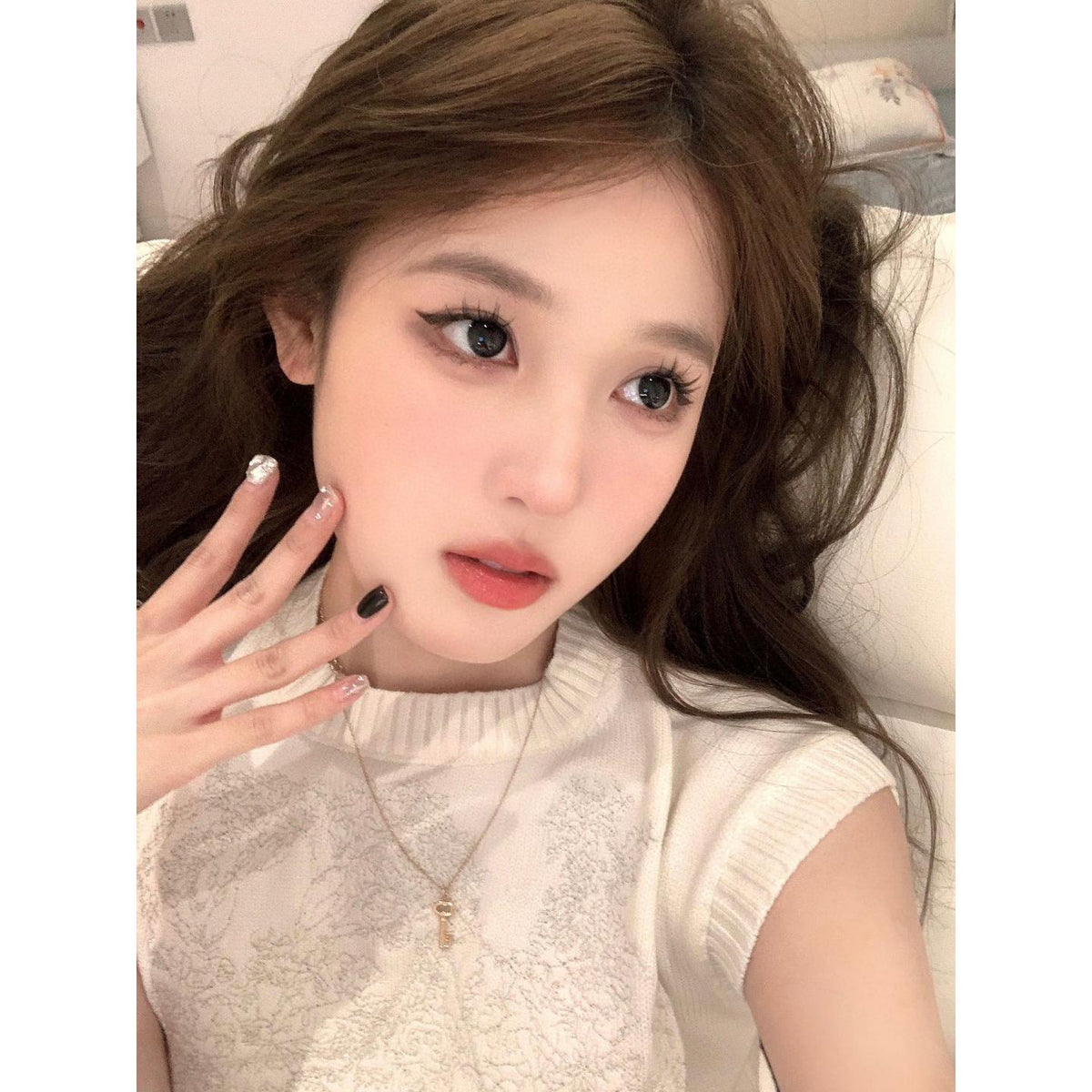 HNNAI ROSELENS 14.50mm Black Colored Contact Lenses (6 Months Wear)