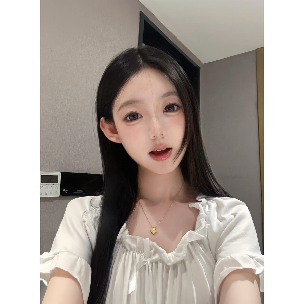 CDBBXYFEN OBALEN 14.50mm Pink Colored Contact Lenses (6 Months Wear)