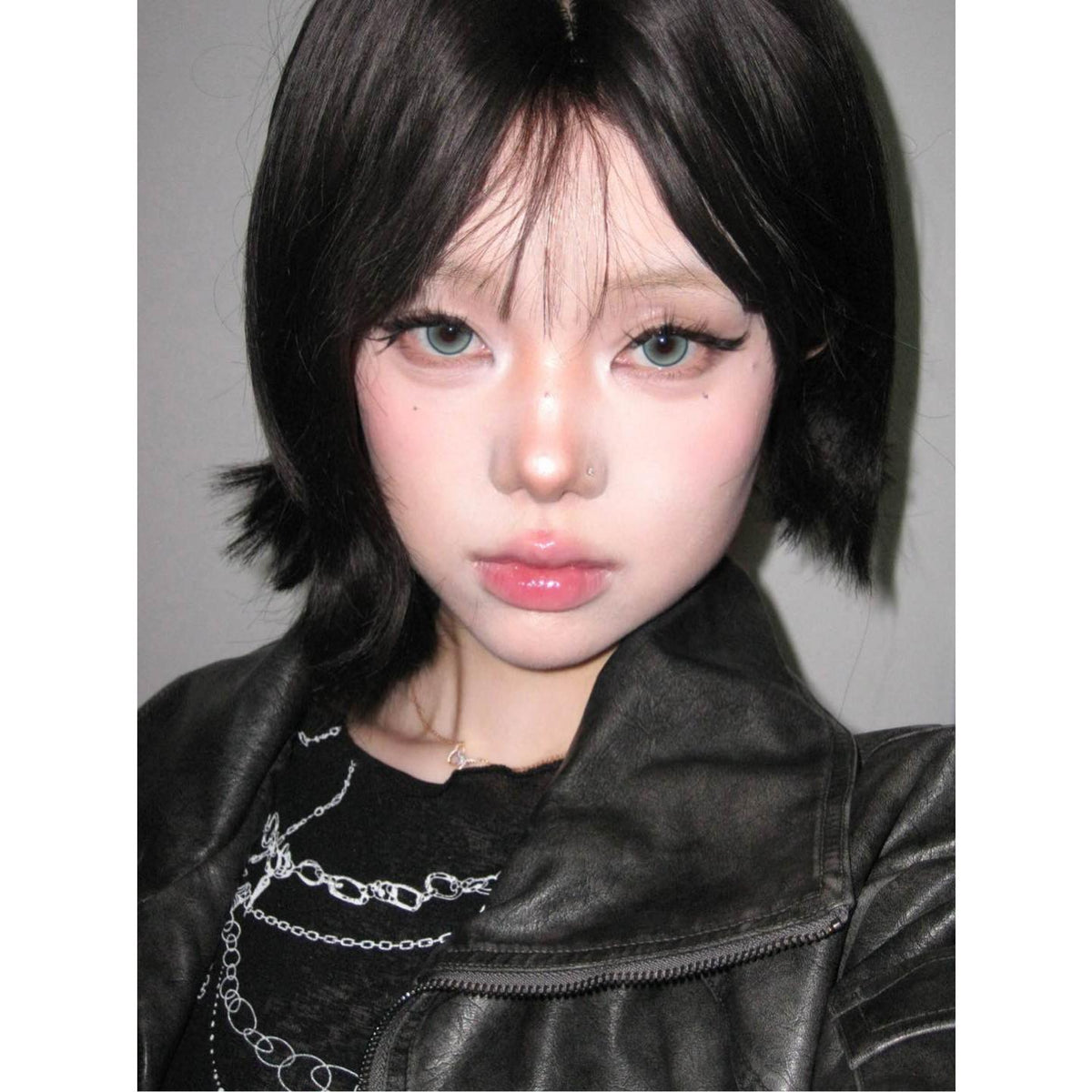 คอนแทคเลนส์สีเขียว NHXXLV Serltyca ขนาด 14.20 มม. (แบบราย 6 เดือน)