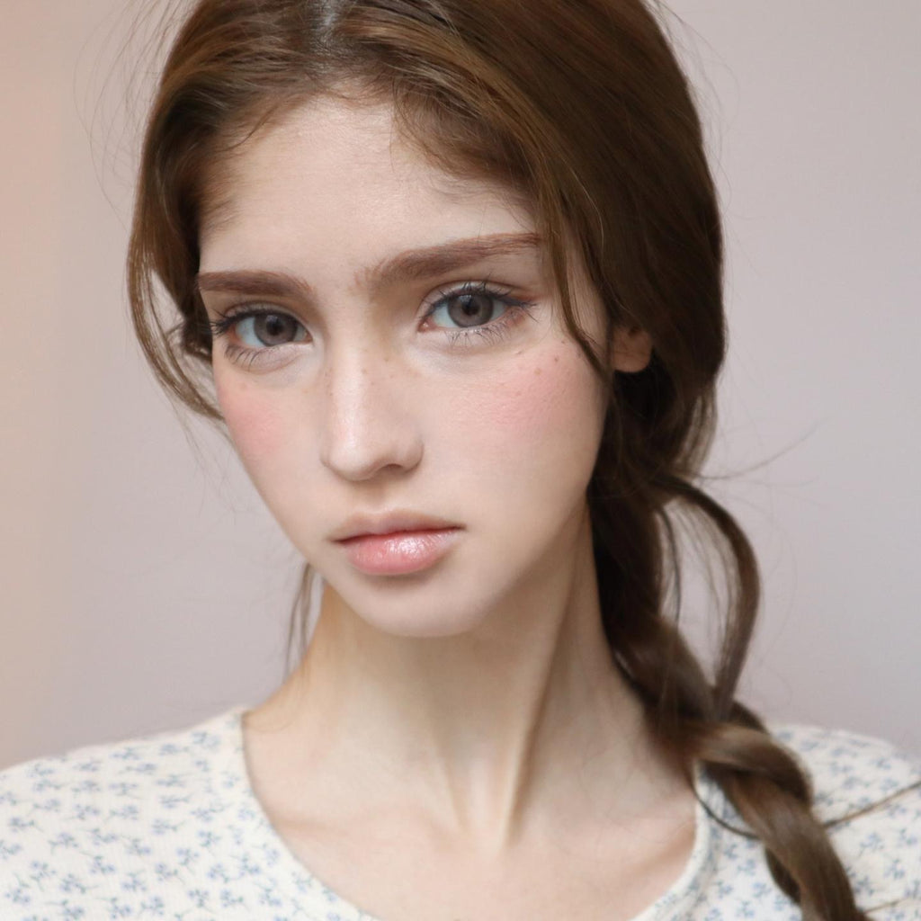 คอนแทคเลนส์สีน้ำตาลอ่อน WZSJFEN Serltyca ขนาด 14.20 มม. (ชนิดราย 6 เดือน)