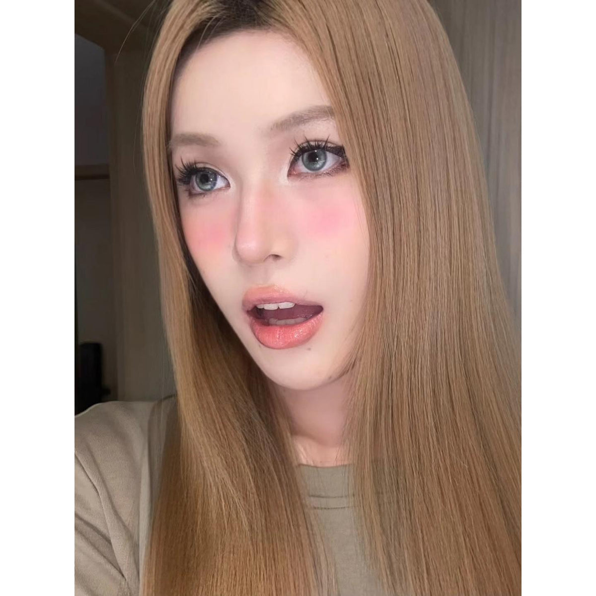 BJXLV PORSLEN 14.20mm Green Colored Contact Lenses (6 Months Wear)