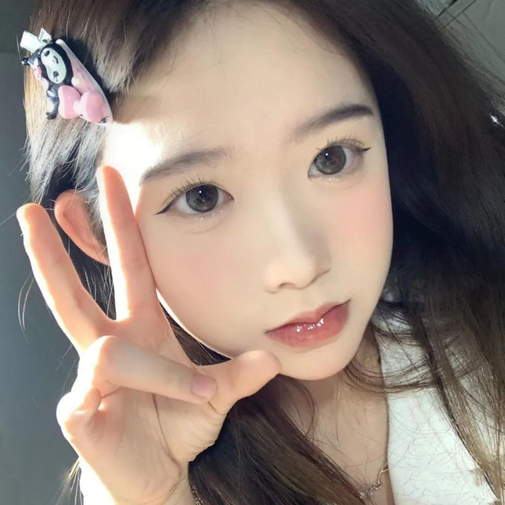 Kính áp tròng màu xám WFYHHEI OVOLOOK 14.50mm (Thời hạn sử dụng 6 tháng)