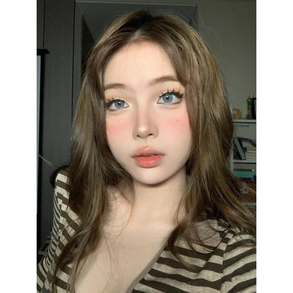 LDU OVOLOOK 14.00mm Blue Colored Contact Lenses (6 Months Wear)