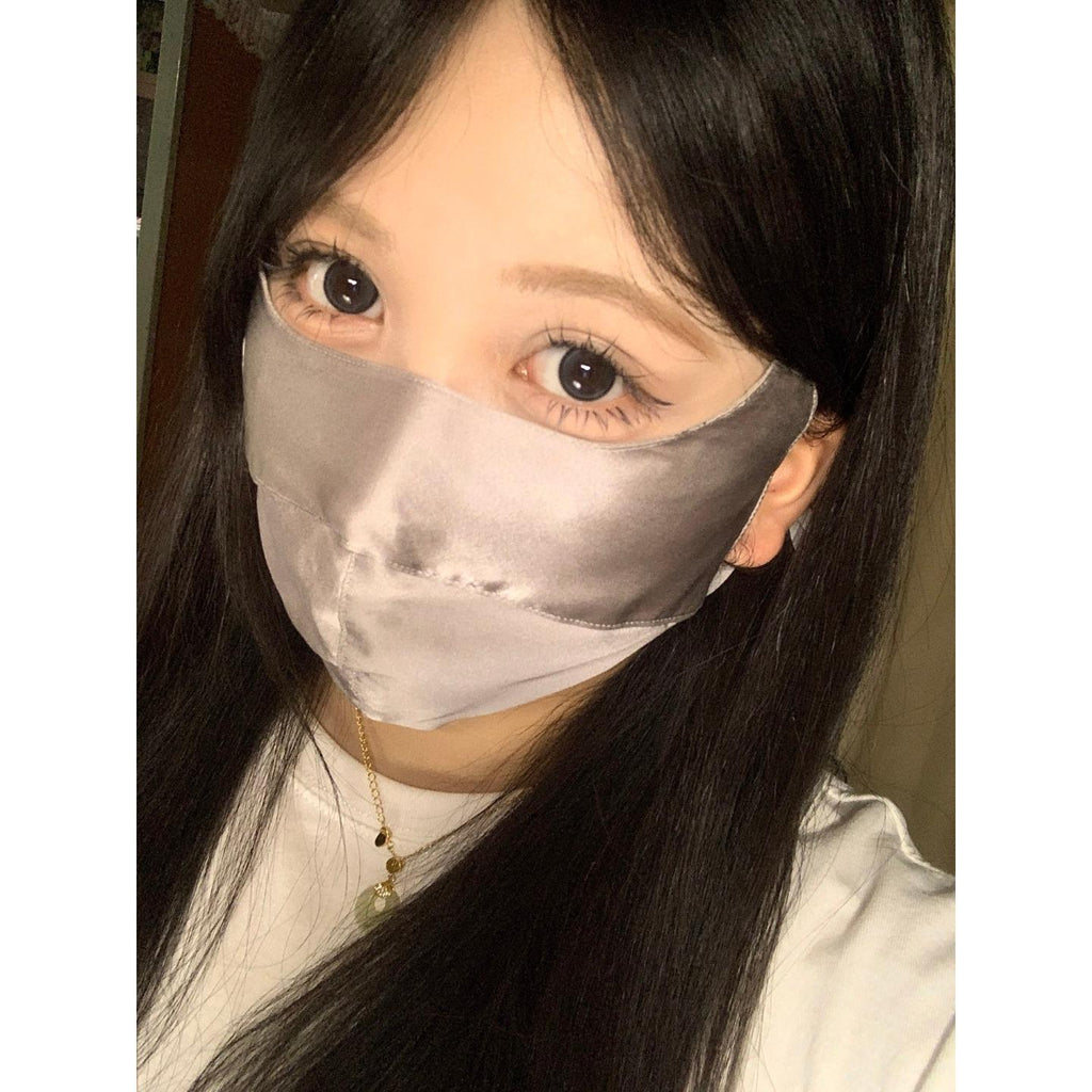 YMZHU Serltyca 14.20mm Black Colored Contact Lenses (6 Months Wear)