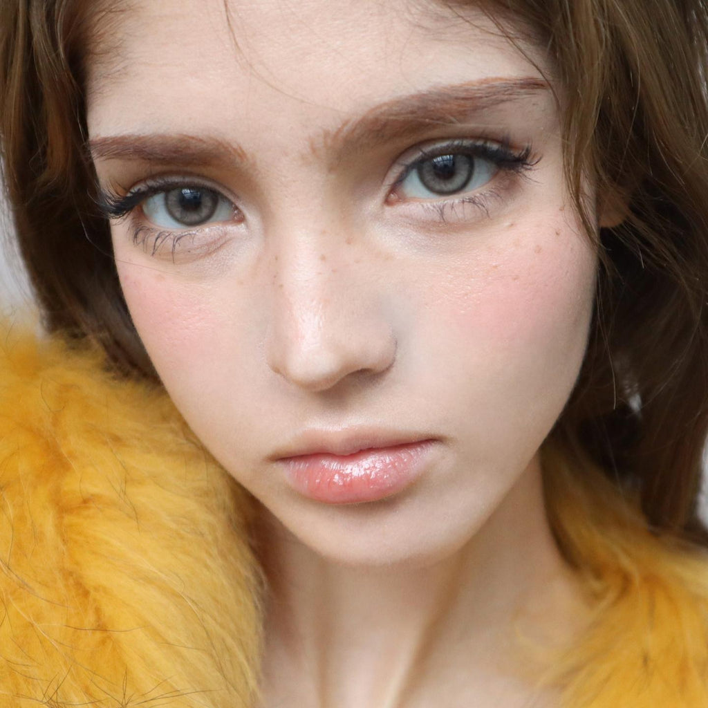 YMQJIN Serltyca คอนแทคเลนส์สีเทา ขนาด 14.20 มม. (ชนิดใส่ได้ 6 เดือน)